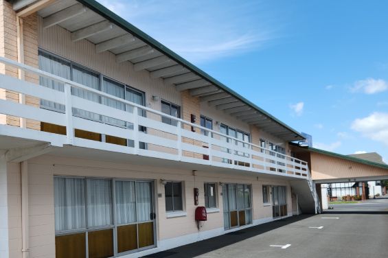 Cedar Lodge Motel accommodation in Hamilton